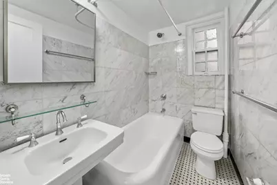 324 E 41st Street #904C, New York City, NY 10017 - Photo 18