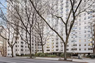 70 E 10th St, New York City, NY 10003 - Photo 10