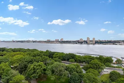 60 Riverside Drive #19C, New York City, NY 10024 - Photo 10