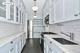 221 W 82 St, New York City, NY 10024 - Photo 4