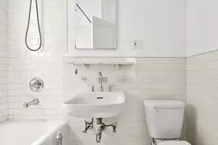 221 W 82 St, New York City, NY 10024 - Photo 6