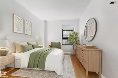 104 W 70th Street #2B, New York City, NY 10023 - Photo 2