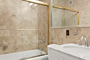 104 W 70th St, New York City, NY 10023 - Photo 6