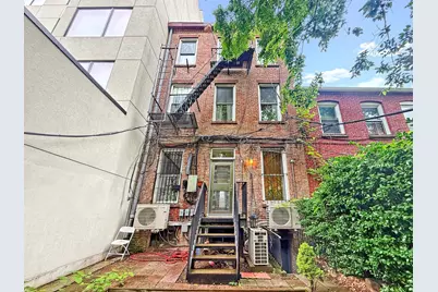 625 Franklin Avenue, New York City, NY 11238 - Photo 10