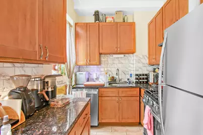 625 Franklin Avenue, New York City, NY 11238 - Photo 18