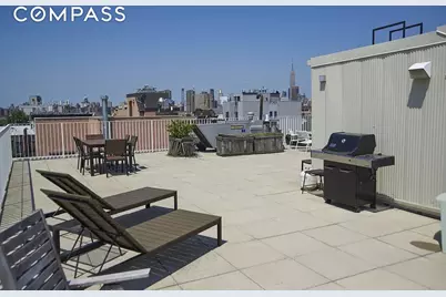 190 Green Street #401, New York City, NY 11222 - Photo 10