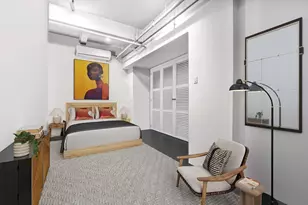 335 W 38th St, New York City, NY 10018 - Photo 8