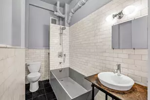 335 W 38th St, New York City, NY 10018 - Photo 6