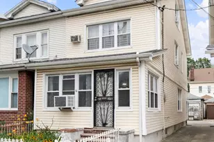 1065 E 39th St, New York City, NY 11210 - Photo 10