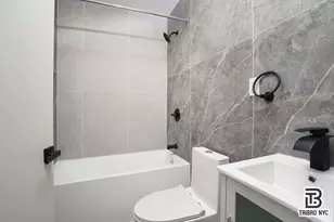 17-31 Norman St, New York City, NY 11385 - Photo 10