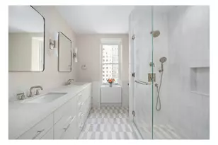 225 W 86th St, New York City, NY 10024 - Photo 4