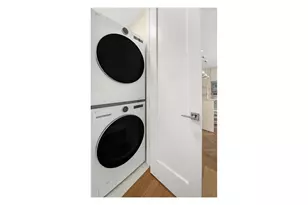 225 W 86th St, New York City, NY 10024 - Photo 14