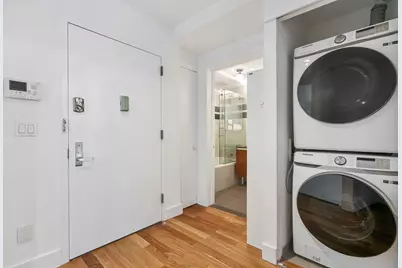 41-18 27th Street #1-B, New York City, NY 11101 - Photo 10