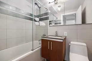 41-18 27th St, New York City, NY 11101 - Photo 12