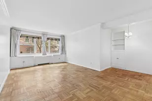 210 E 63rd St, New York City, NY 10065 - Photo 2