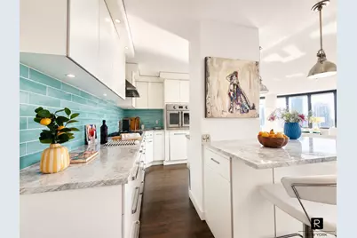 330 E 38th Street #46-D, New York City, NY 10016 - Photo 4