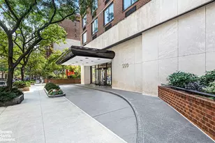 300 E 54th St, New York City, NY 10022 - Photo 10