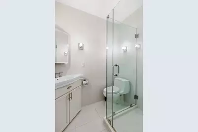 530 E 84th Street #5C, New York City, NY 10028 - Photo 6
