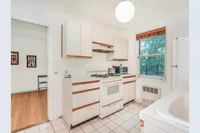 679 W 239th Street #3J, New York City, NY 10463 - Photo 4
