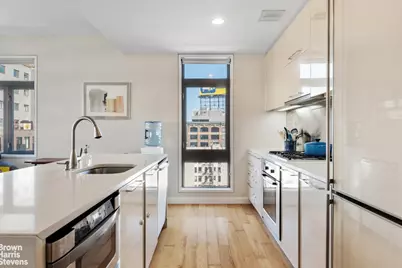 11-02 49th Avenue #8A, New York City, NY 11101 - Photo 4