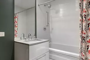 11-02 49th Ave, New York City, NY 11101 - Photo 30