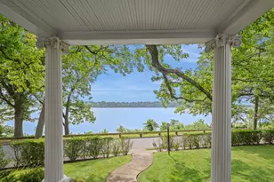 28 Shore Rd, New York City, NY 11363 - Photo 24