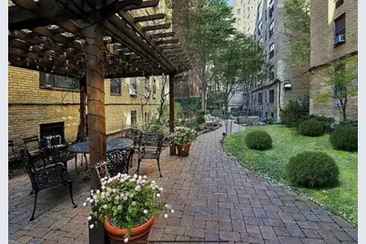 434 E 52nd Street #2D, New York City, NY 10022 - Photo 12