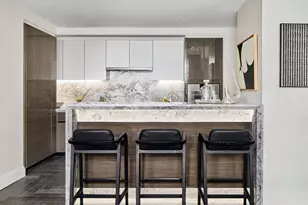 303 Park Ave, New York City, NY 10022 - Photo 2