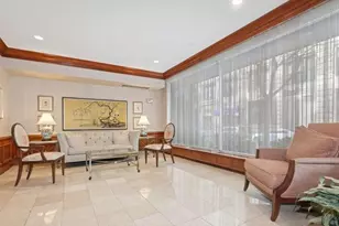 301 E 22nd St, New York City, NY 10010 - Photo 32