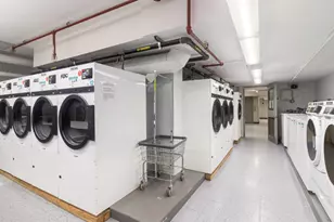 301 E 22nd St, New York City, NY 10010 - Photo 36