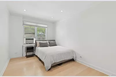 300 W 53rd Street #2E, New York City, NY 10019 - Photo 6