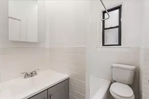 36-25 30th St, New York City, NY 11106 - Photo 16