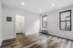 36-25 30th St, New York City, NY 11106 - Photo 8