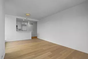 635 W 42nd St, New York City, NY 10036 - Photo 10