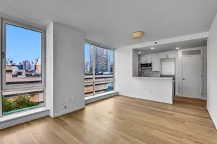 635 W 42nd St, New York City, NY 10036 - Photo 14