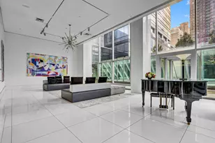 635 W 42nd St, New York City, NY 10036 - Photo 4