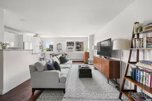 195 Adams St, New York City, NY 11201 - Photo 2