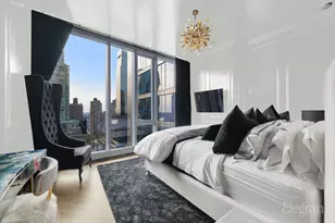 217 W 57th St, New York City, NY 10019 - Photo 6