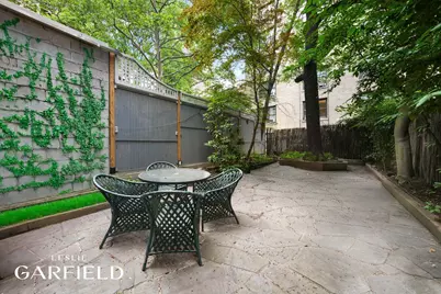 251 E 71st Street, New York, NY 10021 - Photo 8