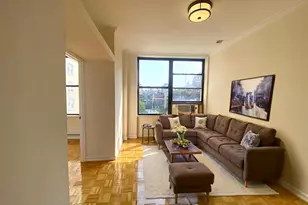 304 W 92nd St, New York City, NY 10025 - Photo 1