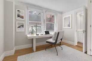 321 E 43rd St, New York City, NY 10017 - Photo 8