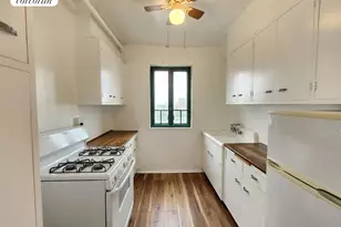 1949 McGraw Ave, New York City, NY 10462 - Photo 8