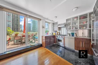 211 E 53rd Street #12-C, New York City, NY 10022 - Photo 2