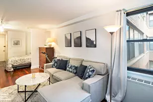 305 E 40th St, New York City, NY 10017 - Photo 6