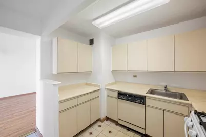 300 W 110th Street #16B, New York, NY 10025 - Photo 8