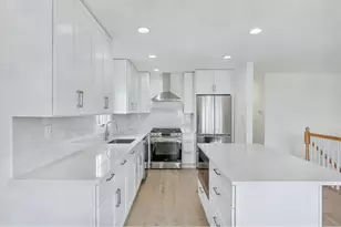 4330 Manhattan Ave, Brooklyn, NY 11224 - Photo 20