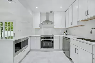 4330 Manhattan Avenue, Brooklyn, NY 11224 - Photo 8