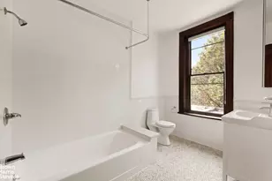 1456 Dean St, New York City, NY 11213 - Photo 10