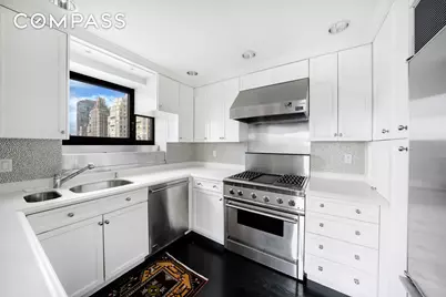 45 Sutton Place S #8L, New York City, NY 10022 - Photo 4