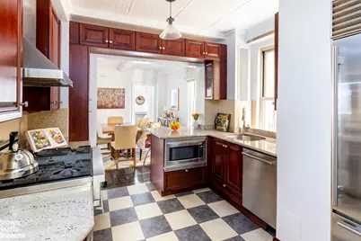 155 E 73rd Street #7B, New York City, NY 10021 - Photo 4